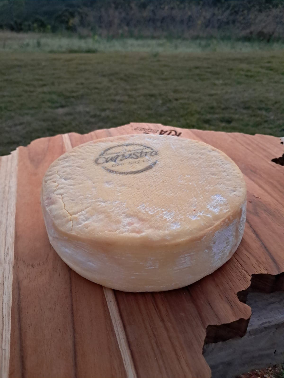 Queijo Canastra do Onésio